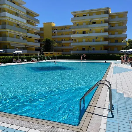 شقة Relax By The Pool - Beahost