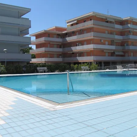 Lejlighed Relax By The Pool-beahost Bibione